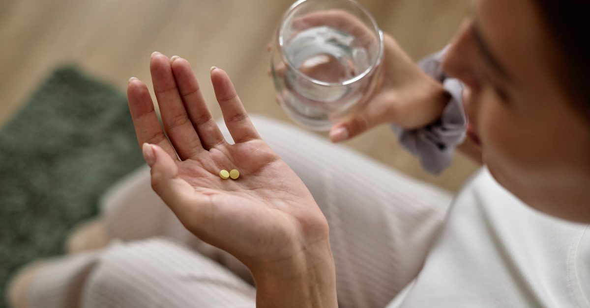 ACI_HRT Safe_Risks and Benefits of Hormone Therapy for Women_BLOG_A.jpg